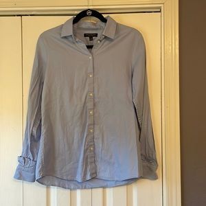 Banana republic blue Dillon button down with ruffle detail above cuff